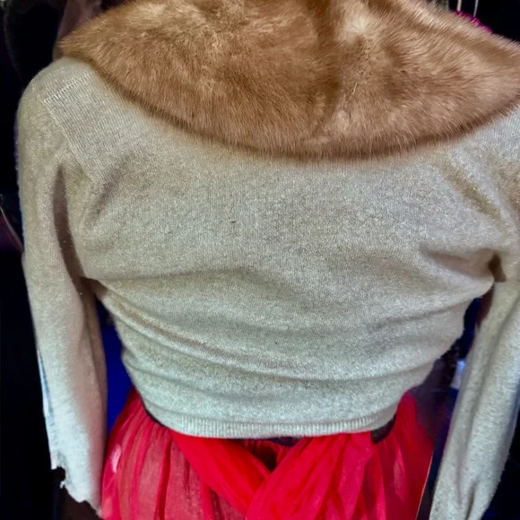 Luxurious Beige vintage real mink and cashmere Women's sweater cardigan - Picture 10 of 13